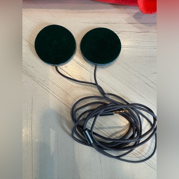 Kids Volume-Limited Headphones – Pirate Fleece Headband by CozyPhones - Picture 5 of 8